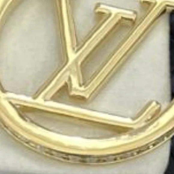 Louis Vuitton Gold Logo Pearl  Hoop Earrings NEW RARE - Picture 6 of 16